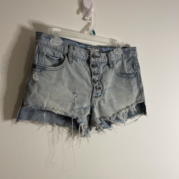 Free People Distressed Shorts 26 Button Fly Mid Rise Hope Frayed Light Blue - Picture 2 of 16